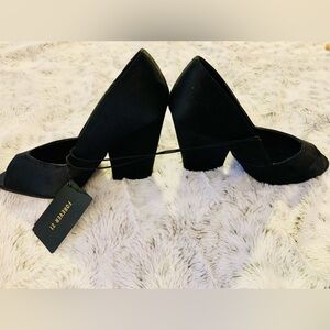 FOREVER 21 NWT SEXY BLACK PEEP TOE  WEDGE HEEL GREAT 4 DATE NIGHT/PARTY /WEDDING
